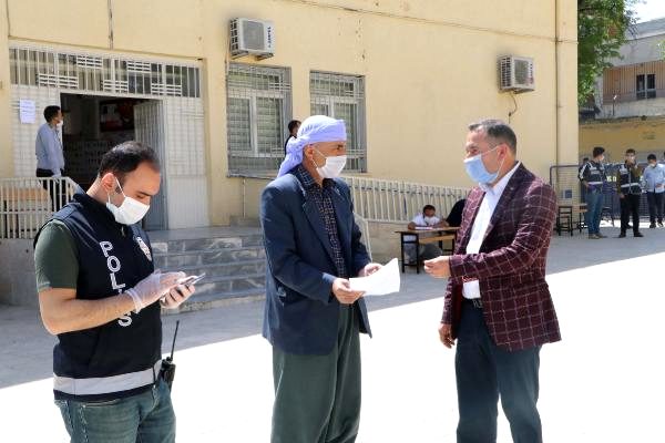 Şanlıurfa’da 35 bin tarım işçisi seyahat izni alarak yola çıktı